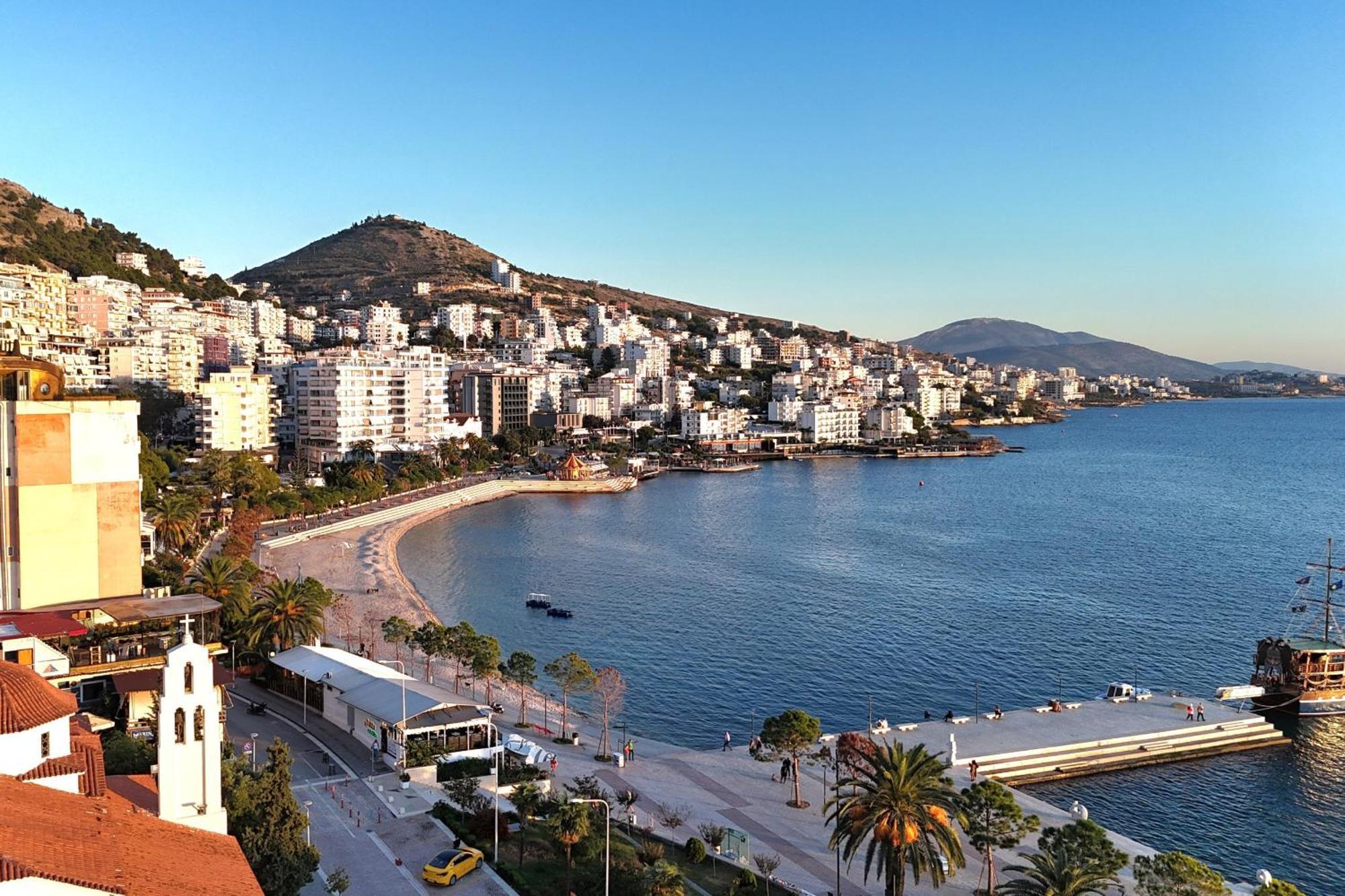 Saint Tropez Apartment ساراندا المظهر الخارجي الصورة